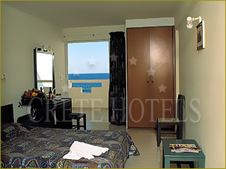 Evelyn Beach Hotel Guestroom